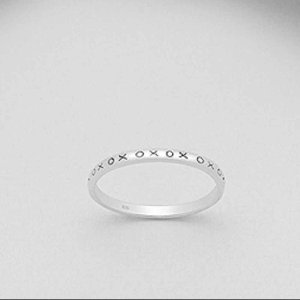 XOXO 925 STERLING SILVER RING 💕
